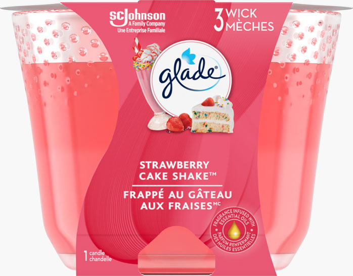 Glade® Triple Wick Candle - Strawberry Cake Shake™