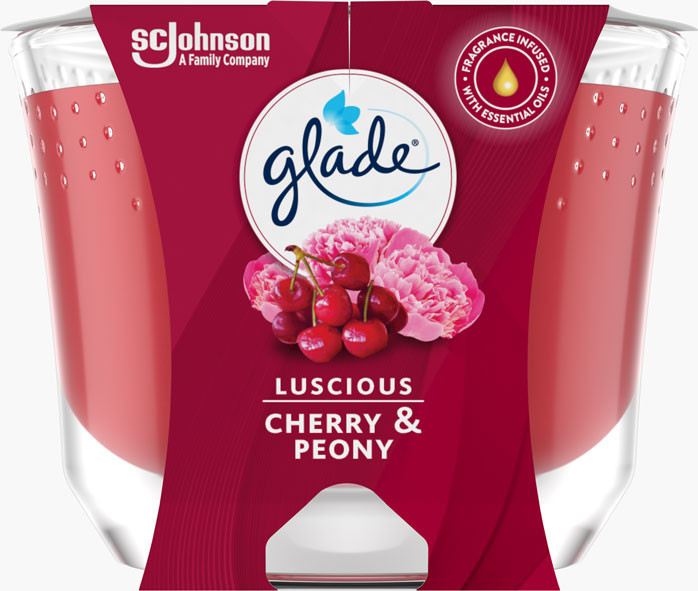 Glade® Large Candle Luscious Cherry & Peony 