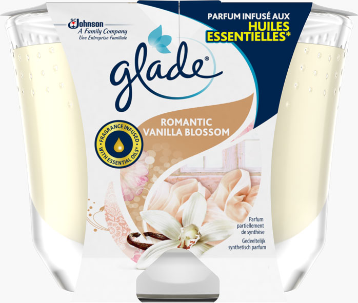 Glade® Design Bougie Longue Durée Romantic Vanilla Blossom 