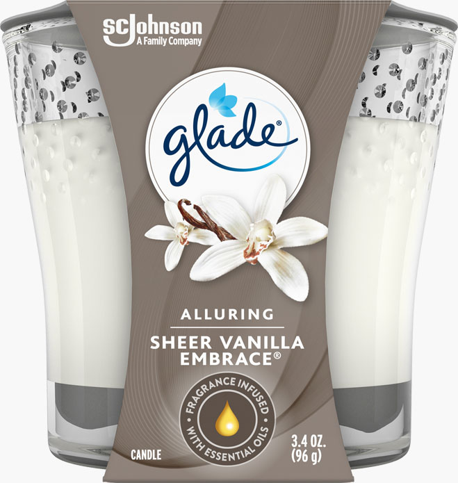 Glade® Sheer Vanilla Embrace® Candle